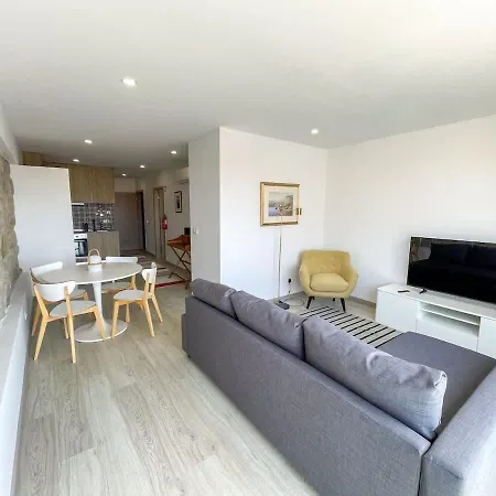 Brito Capelo T1 - 5 Guests Apartman *